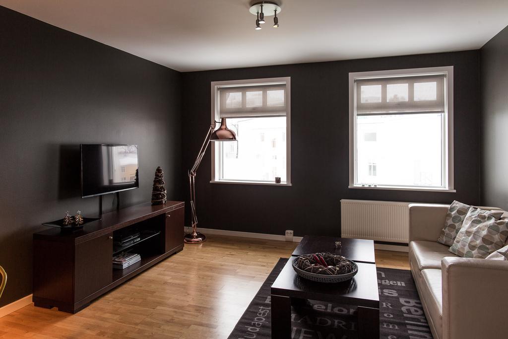 Acco Luxury Apartments Акурейри Екстериор снимка